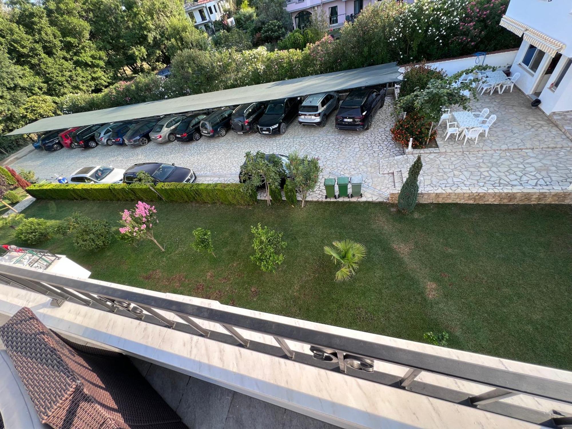 Residence Leora Ulcinj Kültér fotó