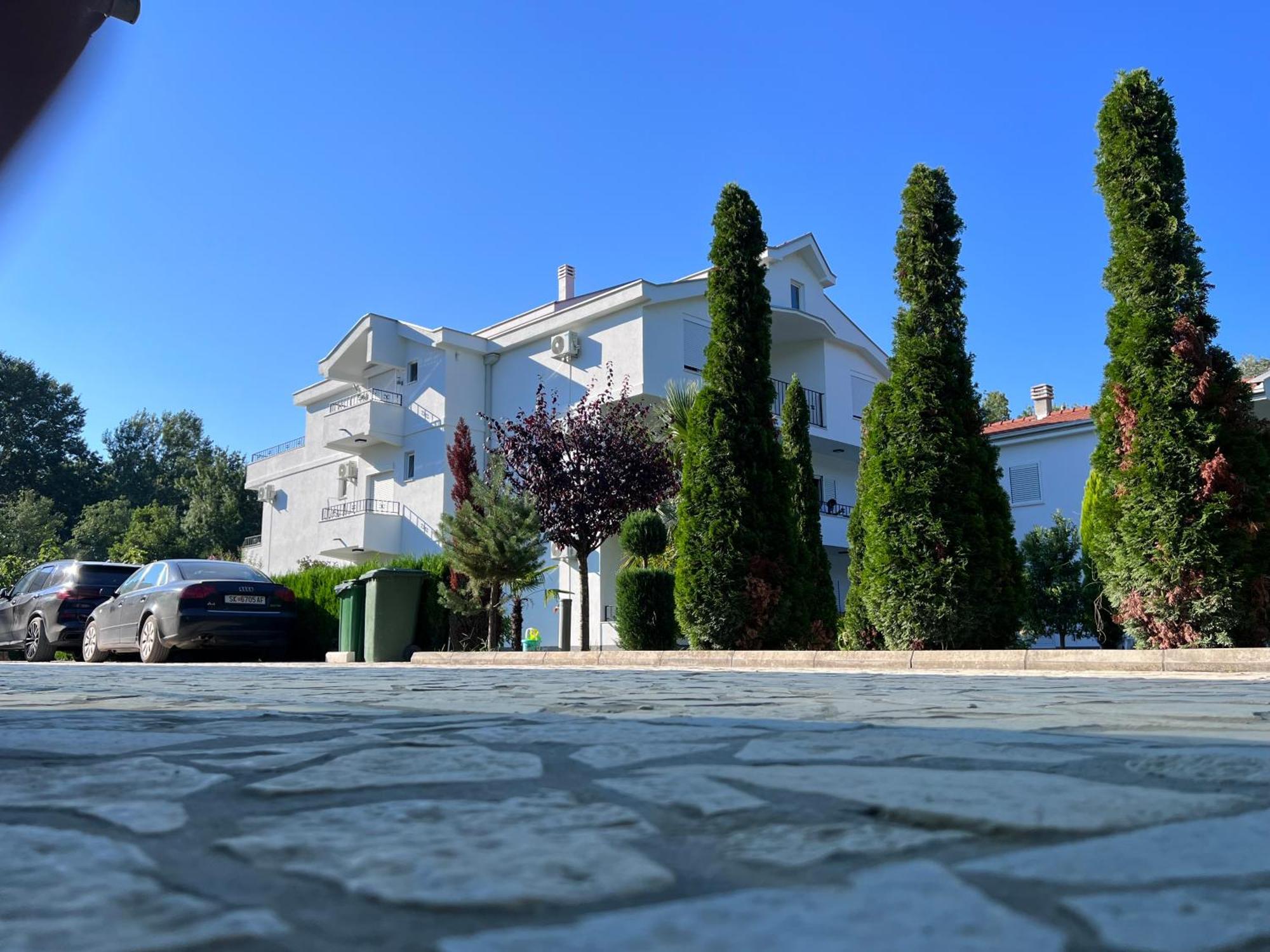 Residence Leora Ulcinj Kültér fotó