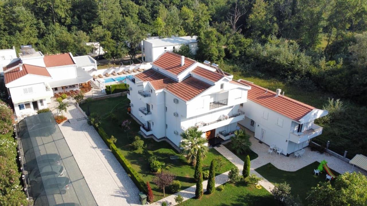 Residence Leora Ulcinj Kültér fotó