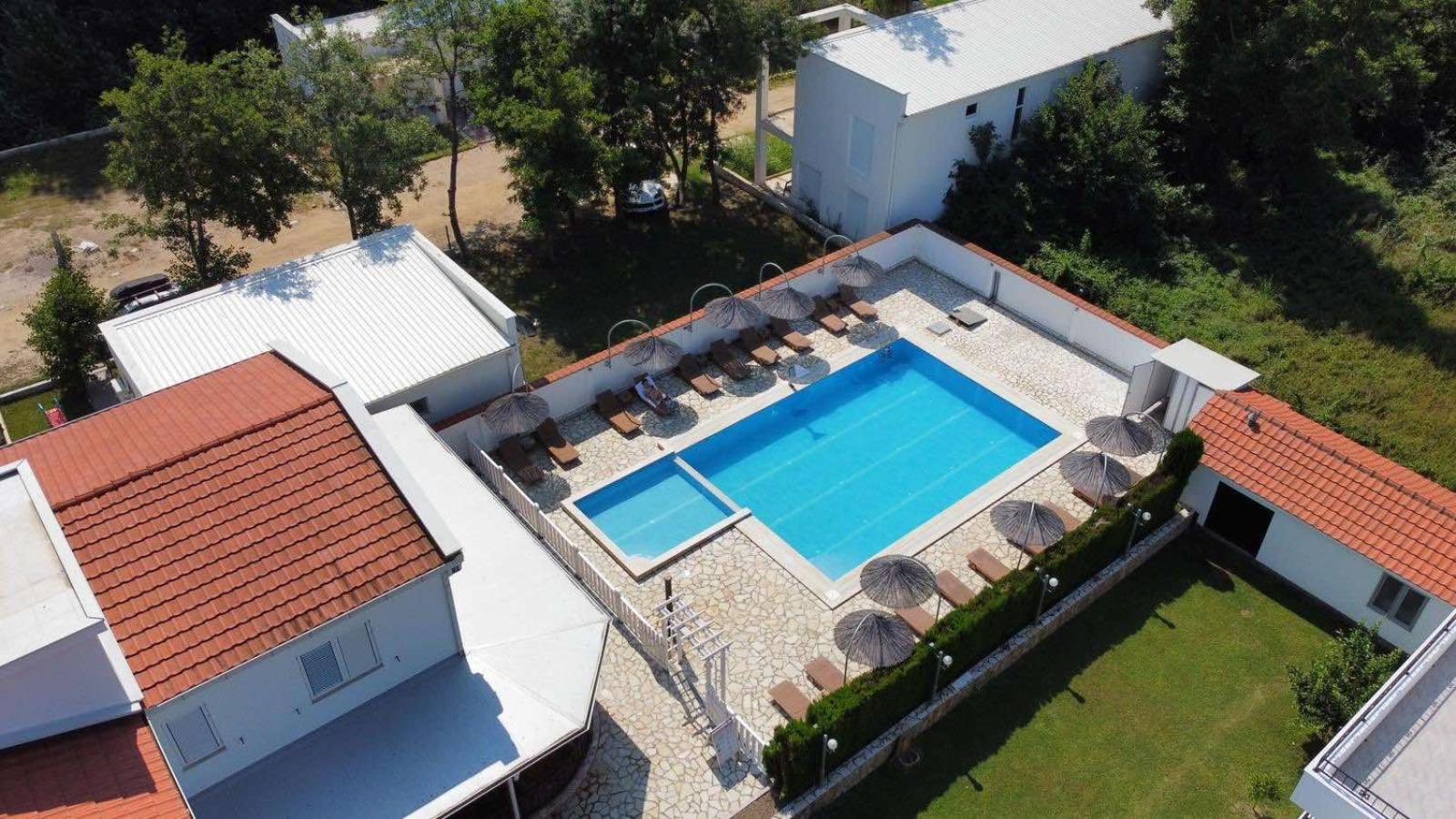 Residence Leora Ulcinj Kültér fotó