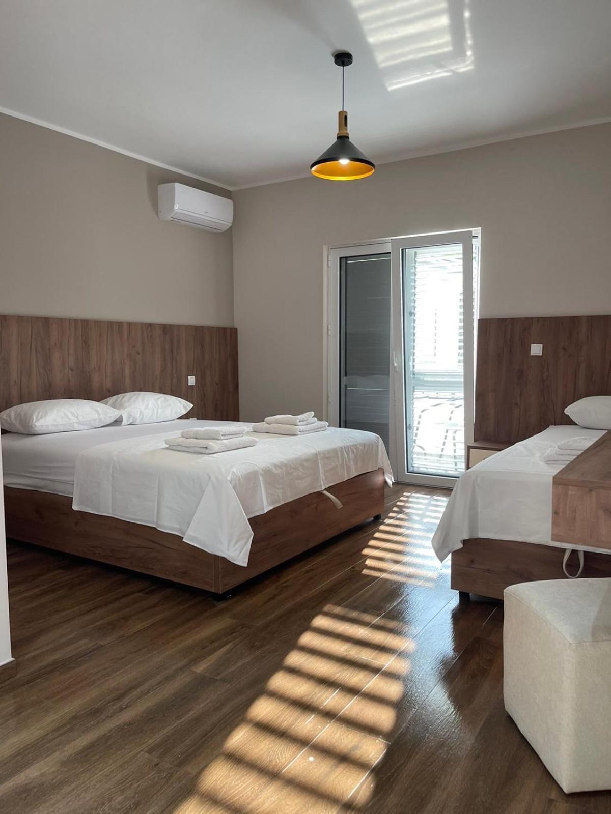 Residence Leora Ulcinj Kültér fotó